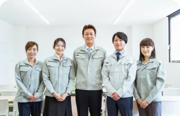 スタッフ集合写真